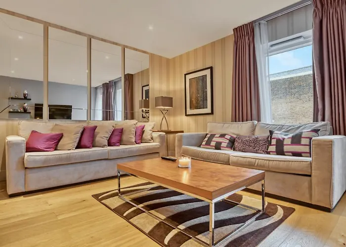Modern 2 Bedroom & 2 Bathroom Apartment In Fulham