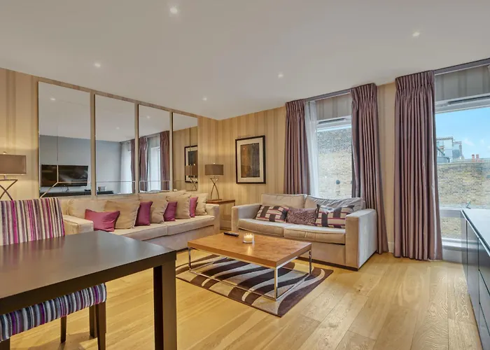 Modern 2 Bedroom & 2 Bathroom Apartment In Fulham