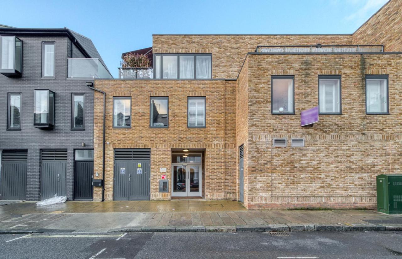 Modern 2 Bedroom & 2 Bathroom In Fulham Apartamento